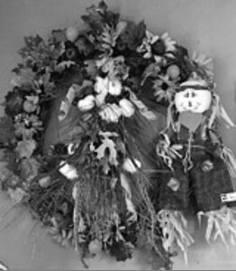 Saundra Myles - Autumn Scarecrow Wreath